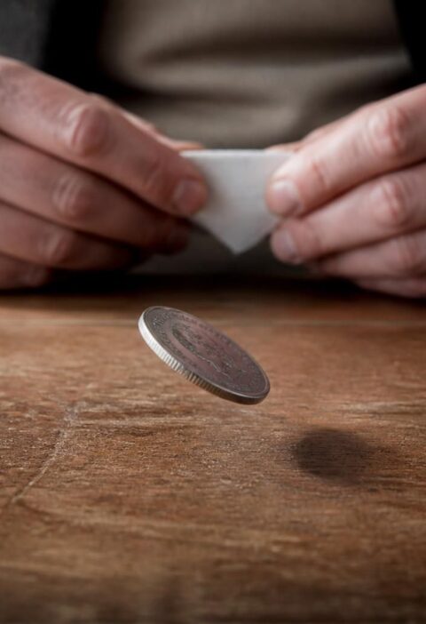 découvrez les règles essentielles du coin flip pour maximiser vos chances de succès dans vos paris. apprenez les stratégies clés et astuces indispensables pour bien parier.